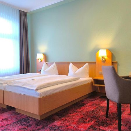 Hotel Burgas Stassfurt Εξωτερικό φωτογραφία