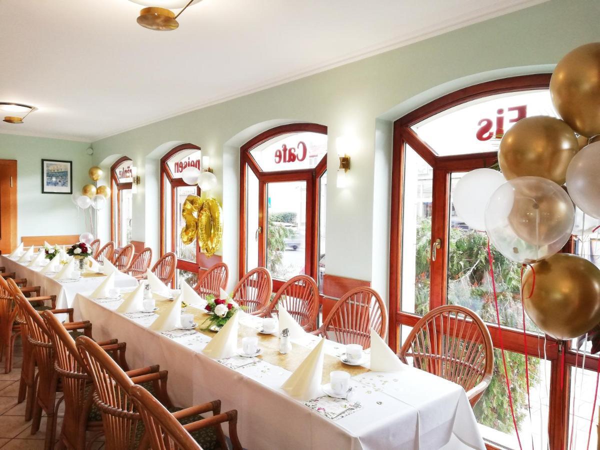 Hotel Burgas Stassfurt Εξωτερικό φωτογραφία