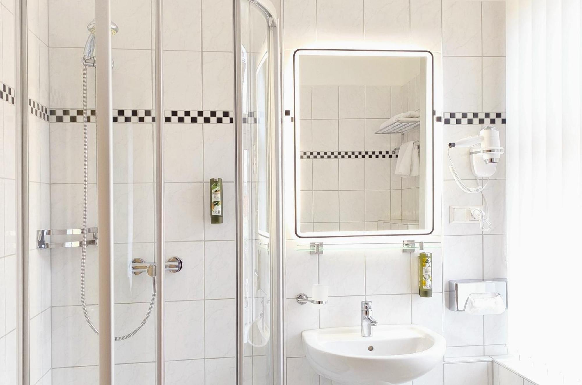 Hotel Burgas Stassfurt Εξωτερικό φωτογραφία